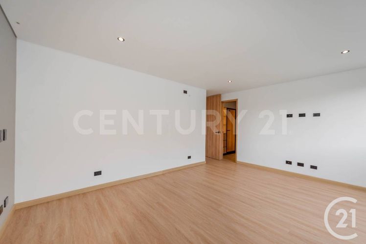 Apartamento en venta en El Campestre, Medellín · foto 15 de 22