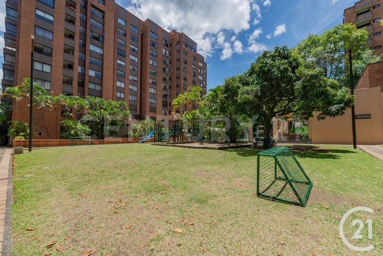 Apartamento en venta en El Campestre, Medellín · foto 21 de 22