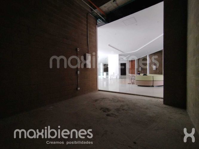 Local en arriendo en Laureles, Medellín, 20 m² · foto 2 de 5