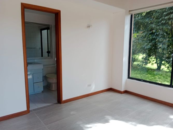 Casa de 4 alcobas en venta en Conejera, Bogotá, 300 m² · foto 14 de 24