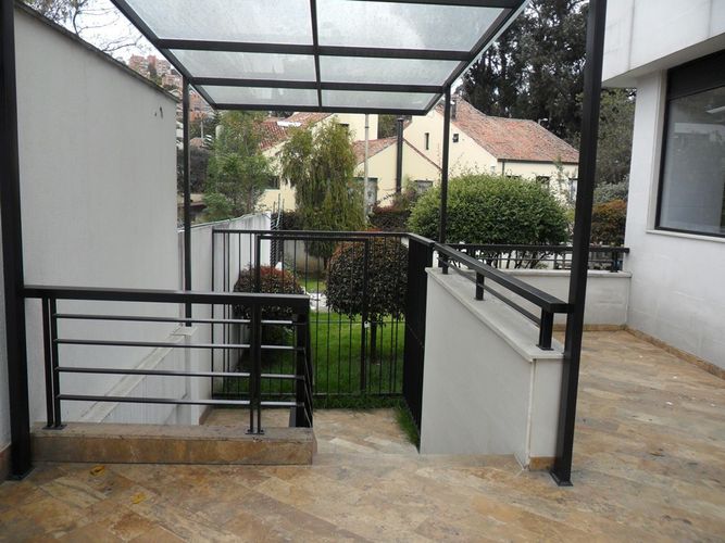 Casa de 3 alcobas en venta en Cerros De Niza, Bogotá, 320 m² · foto 10 de 19