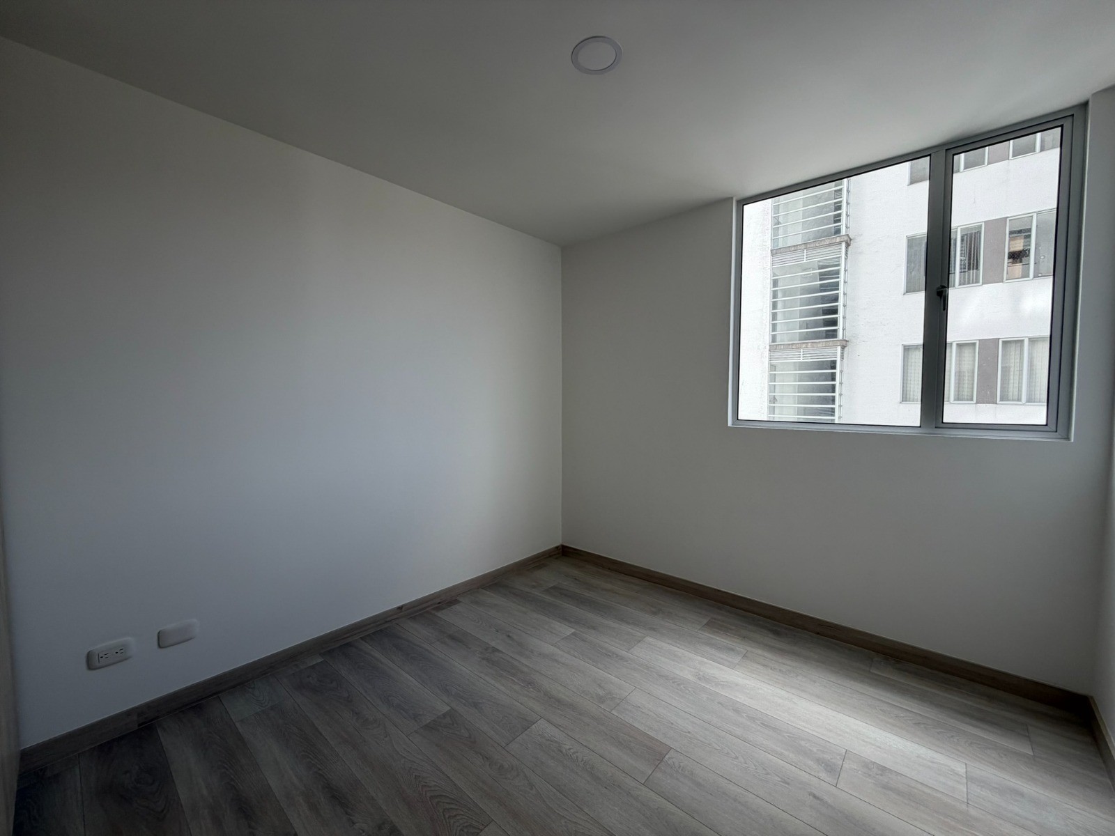 Apartamento en venta en Avenida Kevin Angel, Manizales · foto 7 de 11