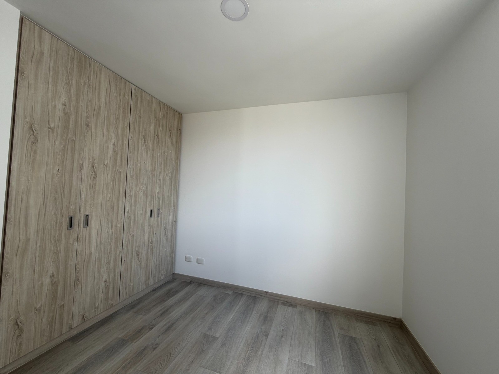 Apartamento en venta en Avenida Kevin Angel, Manizales · foto 5 de 11