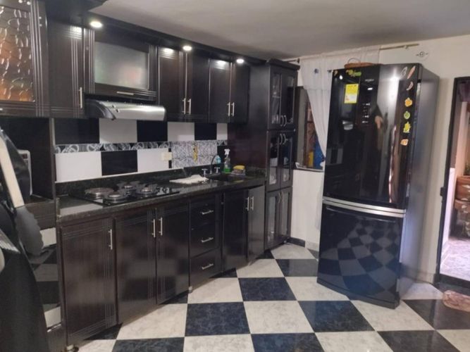 Casa de 3 alcobas en venta en Cabañas, Bello, 132 m² · foto 12 de 24