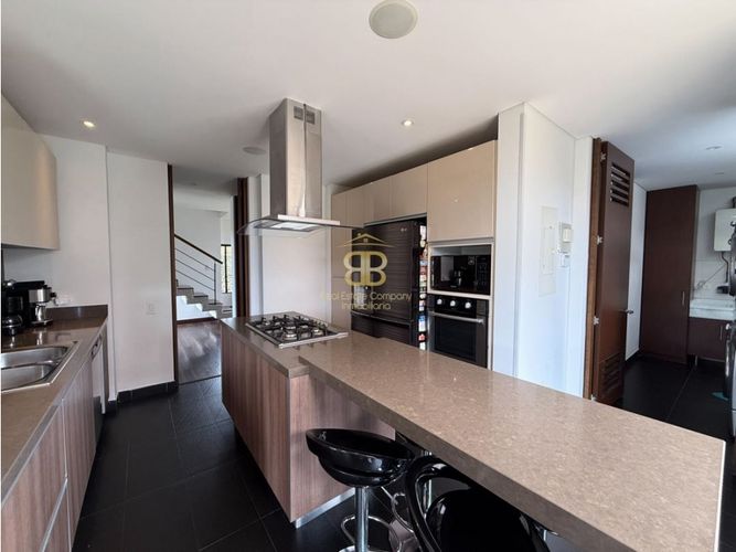 Casa de 3 alcobas en venta en Pueblo Viejo, Cota, 223 m² · foto 13 de 24
