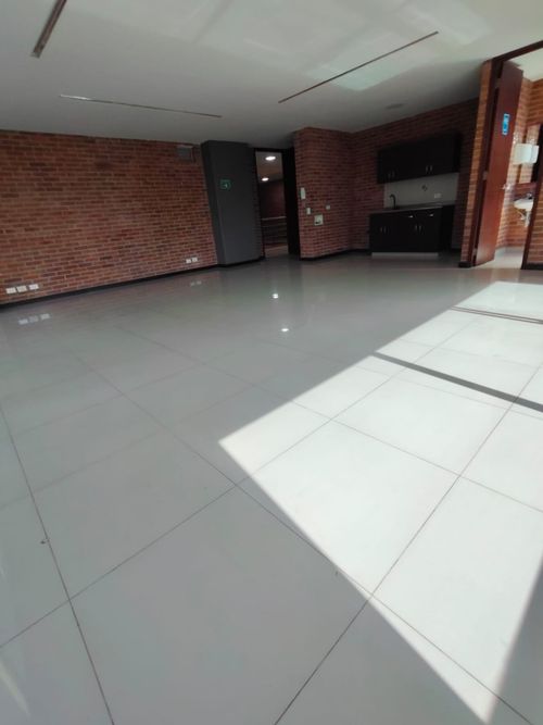 Oficina en arriendo en Vía Las Palmas, Medellín, 64 m² · foto 3 de 8