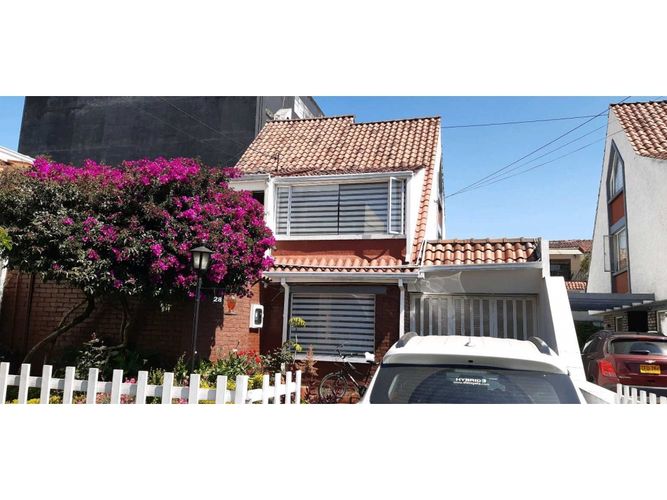 Casa de 4 alcobas en venta en Ciudad Jardin Norte, Bogotá, 260 m² · foto 13 de 24
