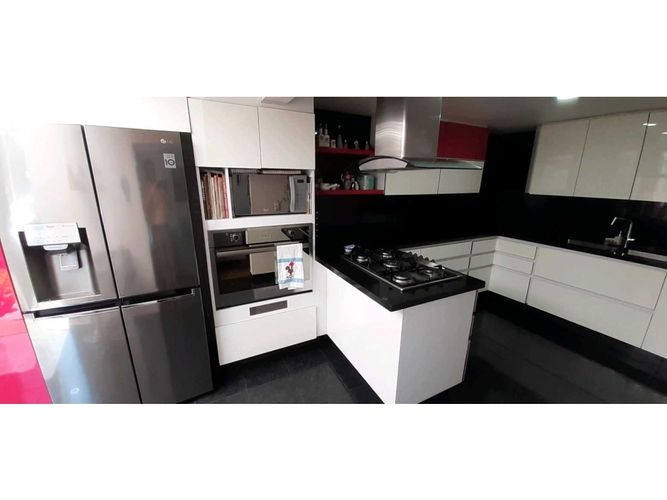Casa de 4 alcobas en venta en Ciudad Jardin Norte, Bogotá, 260 m² · foto 17 de 24