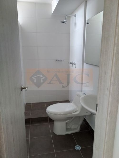 Apartamento de 3 alcobas en venta en San Francisco, Bucaramanga, 63 m² · foto 13 de 23
