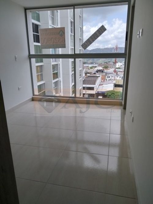 Apartamento de 3 alcobas en venta en San Francisco, Bucaramanga, 63 m² · foto 12 de 23