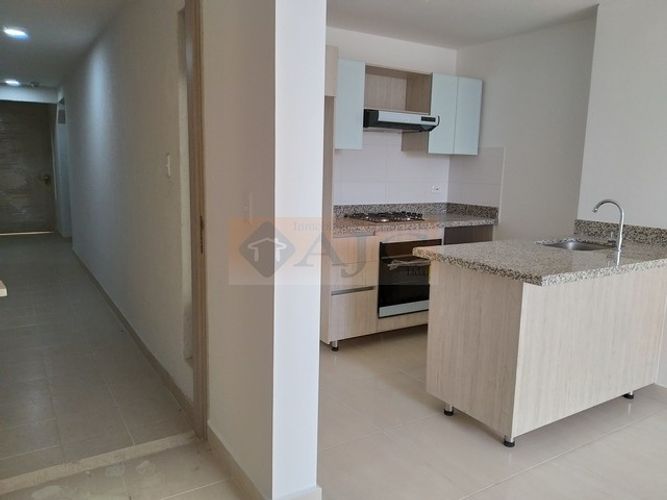 Apartamento de 3 alcobas en venta en San Francisco, Bucaramanga, 63 m² · foto 3 de 23