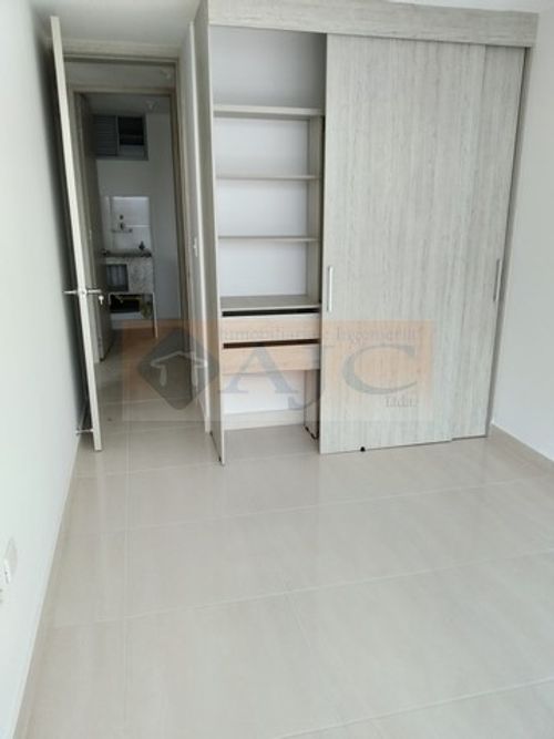 Apartamento de 3 alcobas en venta en San Francisco, Bucaramanga, 63 m² · foto 10 de 23