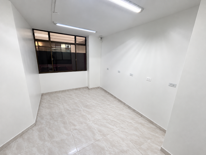 Consultorio en venta en Sector Plaza De Bolivar, Pereira, 20 m² · foto 4 de 5