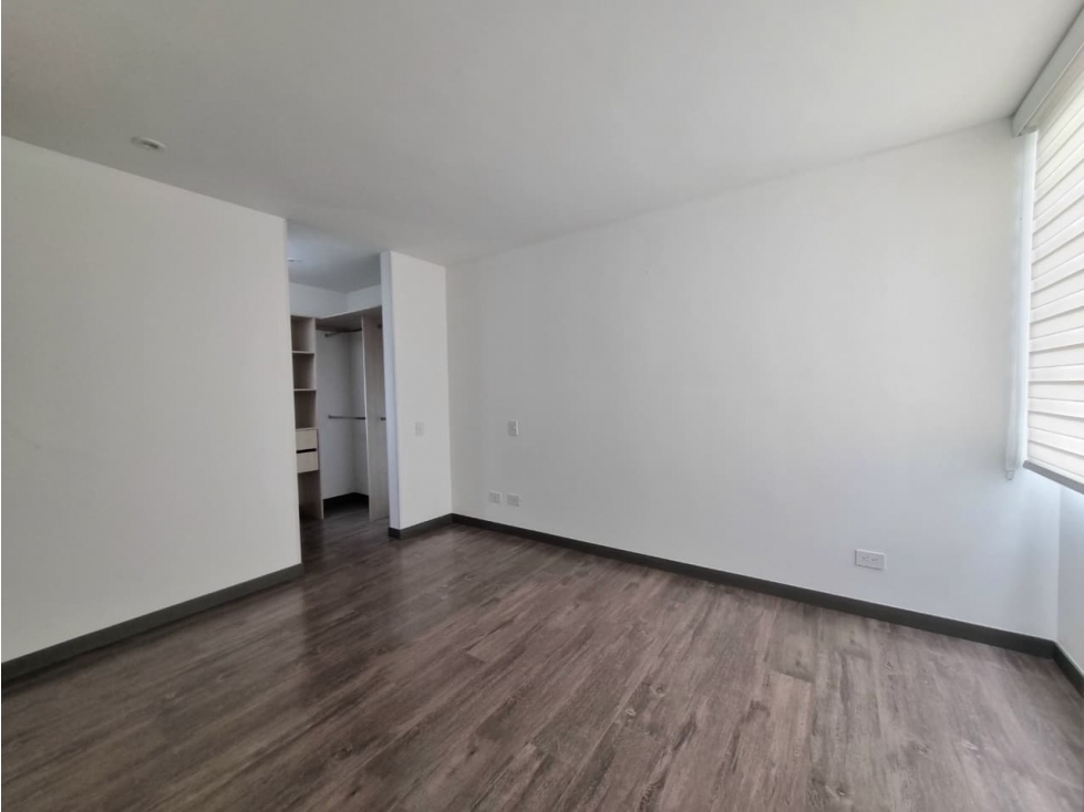 Apartamento en venta en Parque Industrial San Jorge, Mosquera · foto 8 de 24