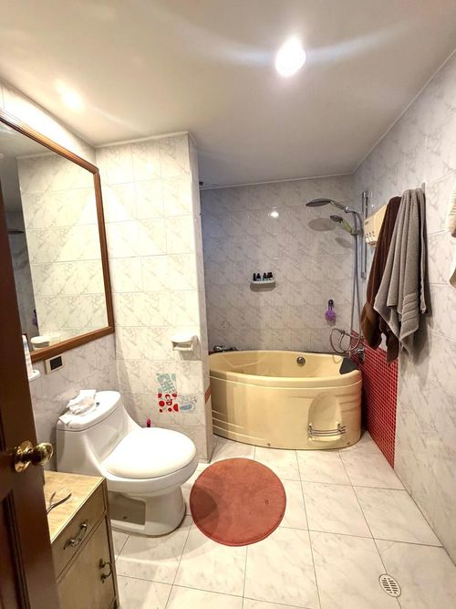 Apartamento de 4 alcobas en venta en Lindaraja, Bogotá, 257 m² · foto 14 de 22
