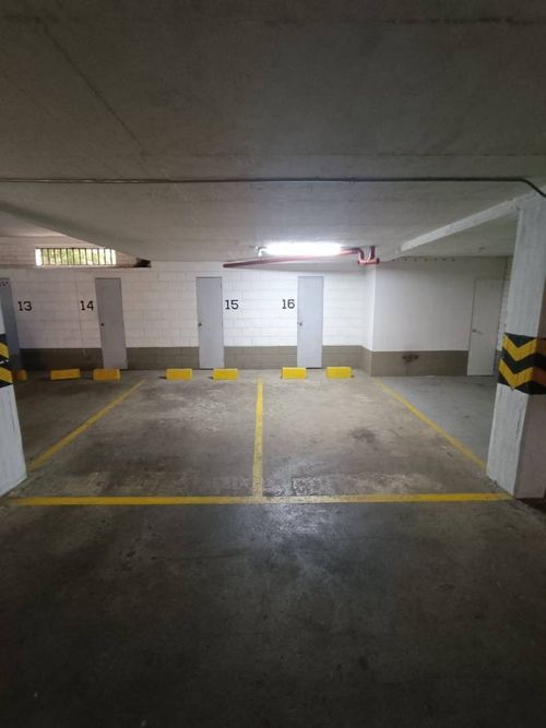 Apartamento de 3 alcobas en arriendo en Las Lomas, Medellín, 143 m² · foto 19 de 20