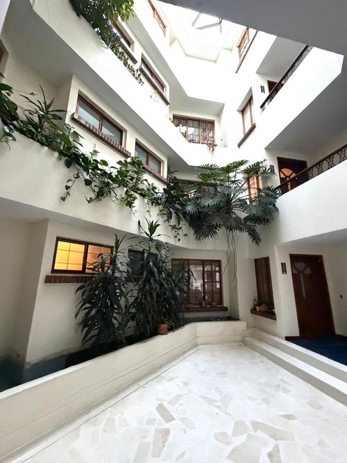 Apartamento de 4 alcobas en venta en Lindaraja, Bogotá, 257 m² · foto 21 de 22