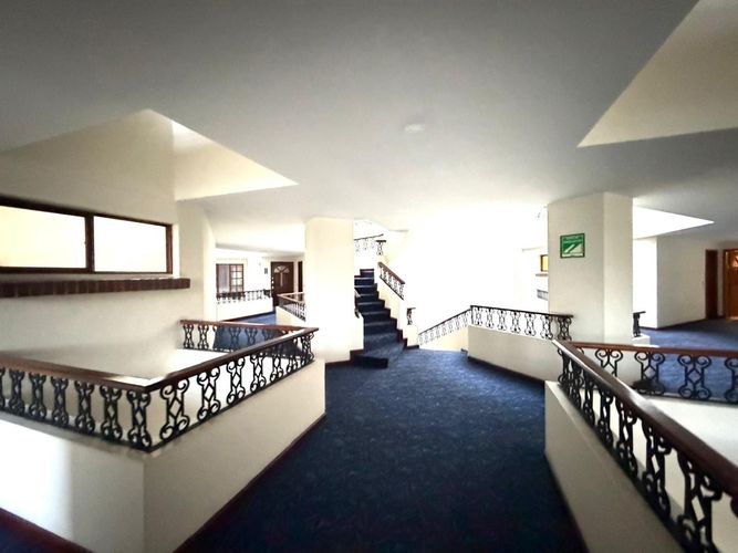 Apartamento de 4 alcobas en venta en Lindaraja, Bogotá, 257 m² · foto 22 de 22