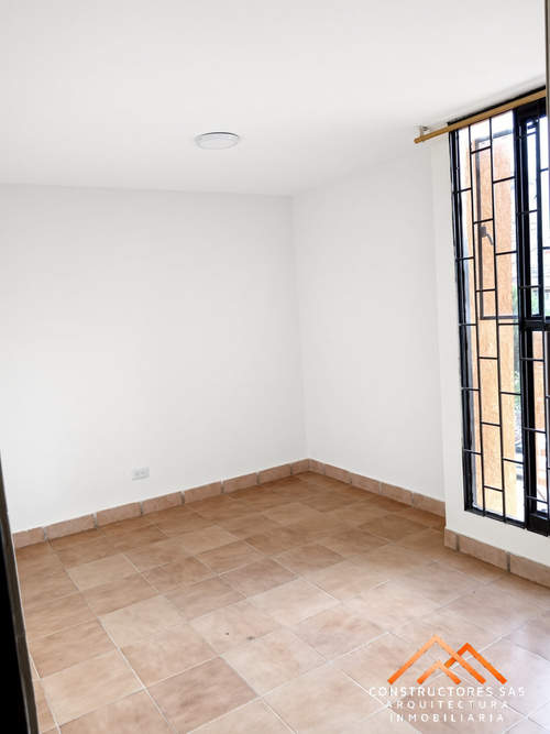 Casa de 6 alcobas en venta en La Francia, Ibagué, 205 m² · foto 5 de 23