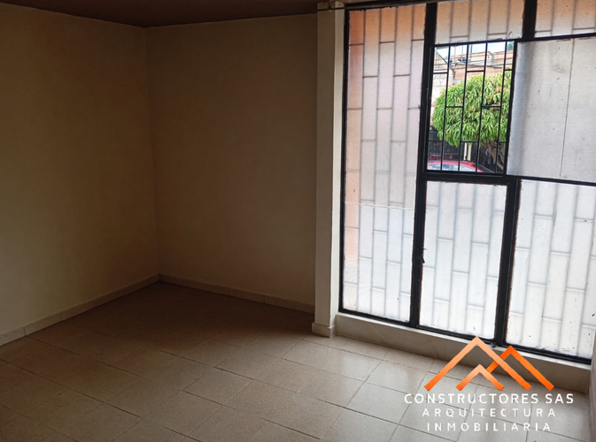 Casa de 6 alcobas en venta en La Francia, Ibagué, 205 m² · foto 11 de 23