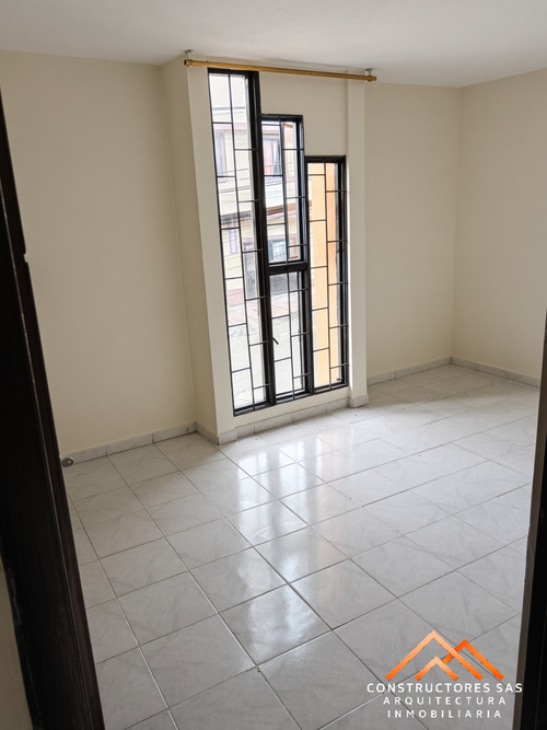 Casa de 6 alcobas en venta en La Francia, Ibagué, 205 m² · foto 9 de 23