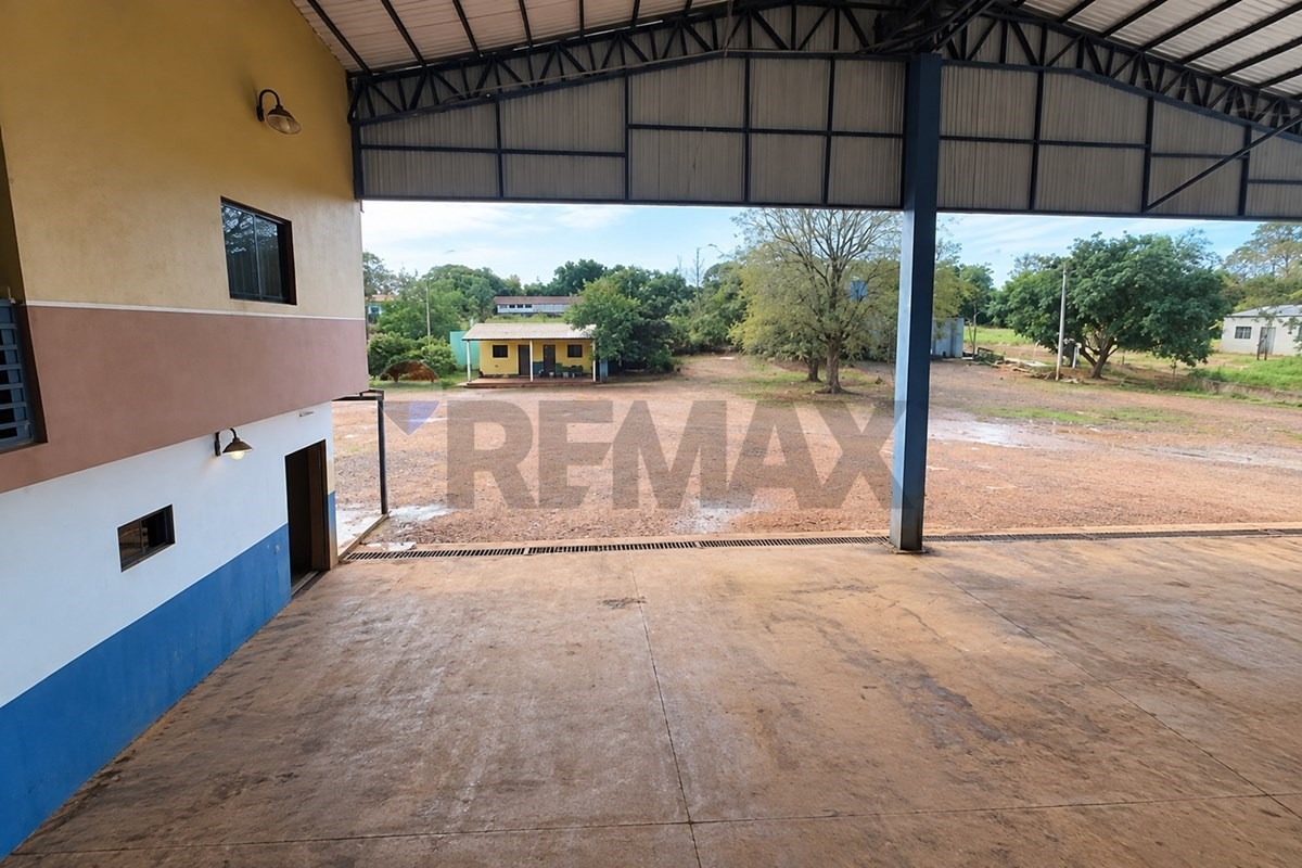 GALPON COMERCIAL / INDUSTRIAL EN MINGA GUAZÚ EN VENTA — foto 3