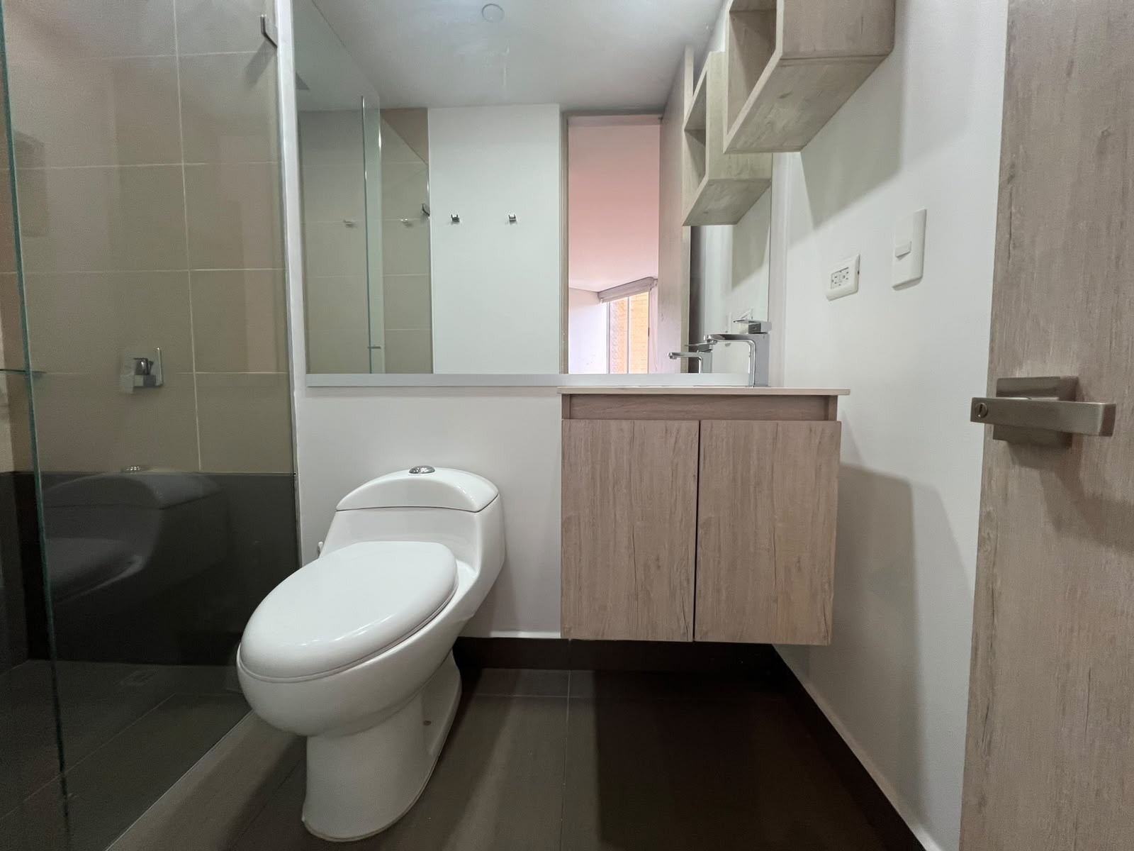 Apartamento en arriendo en Villa Carlota, Medellín · foto 17 de 20
