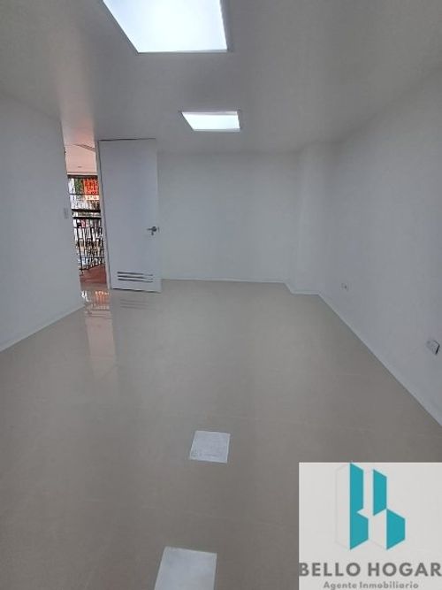 Local en arriendo en Manchester, Bello, 130 m² · foto 2 de 13