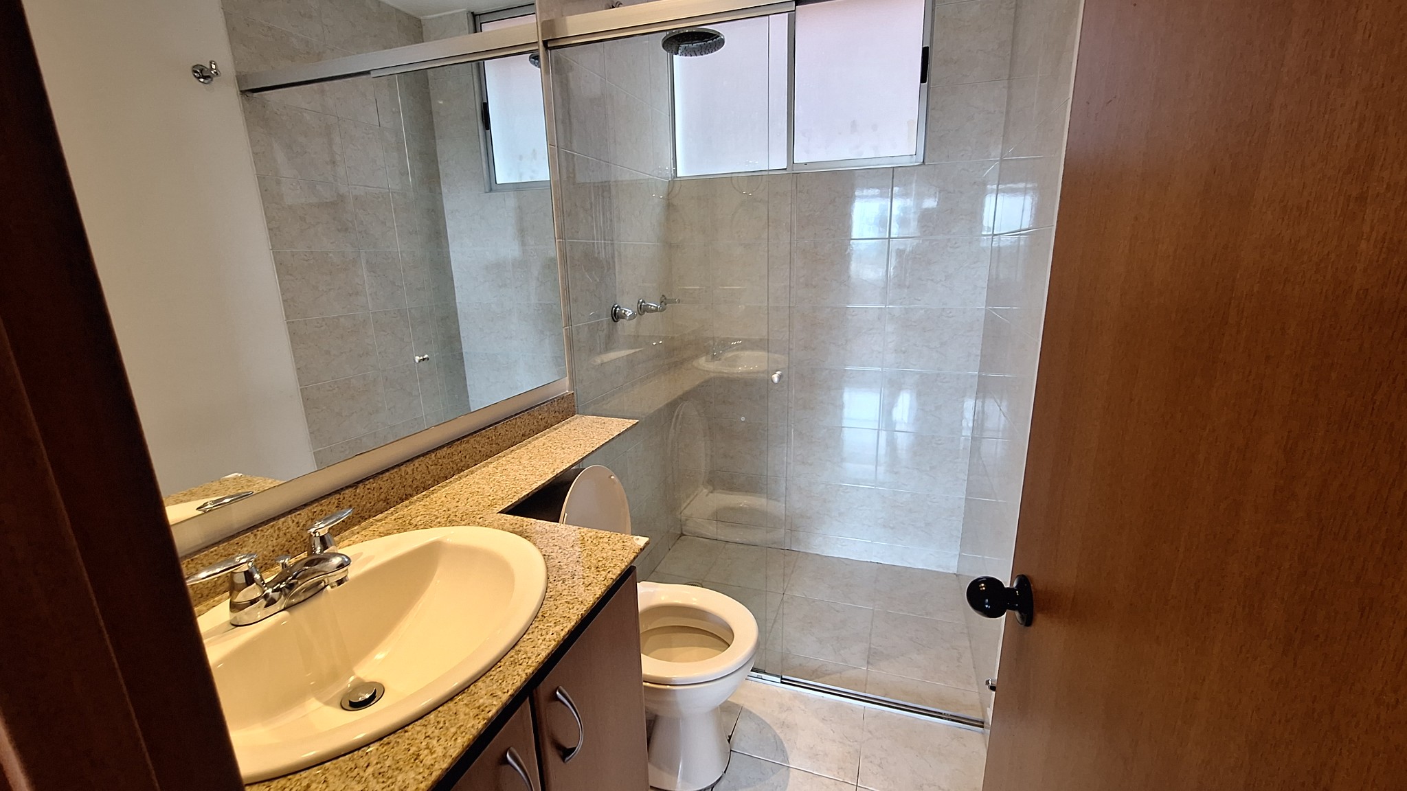 Apartamento en venta en Villas Del Mediterraneo, Bogotá · foto 2 de 24