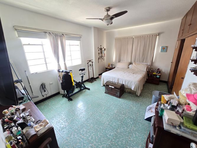 Casa de 8 alcobas en venta en Lagos Del Cacique, Bucaramanga, 580 m² · foto 6 de 17