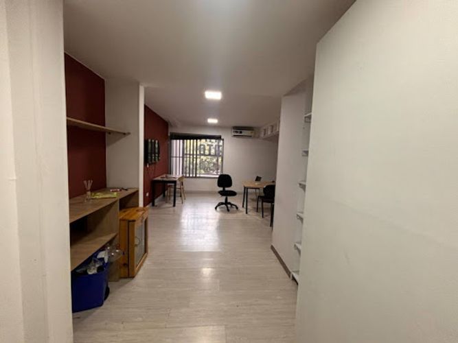 Oficina en arriendo en Patio Bonito, Medellín, 50 m² · foto 4 de 7