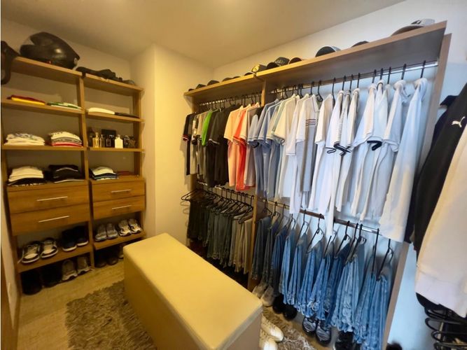Apartamento de 4 alcobas en venta en Loma De Las Brujas, Envigado, 260 m² · foto 21 de 24