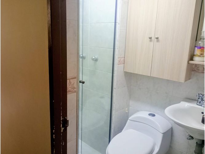 Apartamento de 4 alcobas en venta en Urbanizacion Nueva Andalucia, Medellín, 84 m² · foto 4 de 11