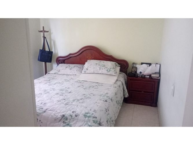 Apartamento de 4 alcobas en venta en Urbanizacion Nueva Andalucia, Medellín, 84 m² · foto 9 de 11