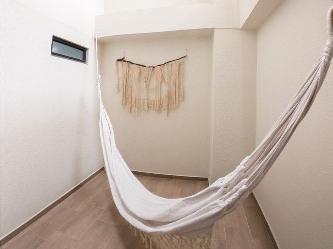 Apartamento de 2 alcobas en venta en Laureles, Medellín, 89 m² · foto 8 de 12