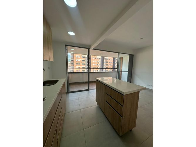Apartamento en venta en Viviendas Del Sur, Itagüí · foto 3 de 11