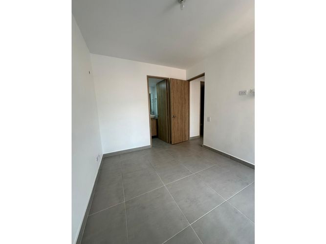 Apartamento en venta en Viviendas Del Sur, Itagüí · foto 5 de 11