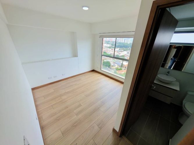 Apartamento de 2 alcobas en arriendo en Las Lomitas, Sabaneta, 68 m² · foto 12 de 15