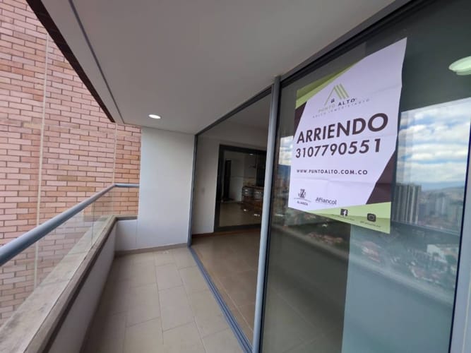 Apartamento de 2 alcobas en arriendo en Las Lomitas, Sabaneta, 68 m² · foto 14 de 15