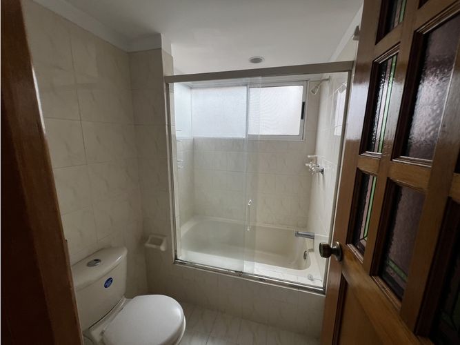 Apartamento de 4 alcobas en venta en Laureles, Medellín, 216 m² · foto 12 de 24