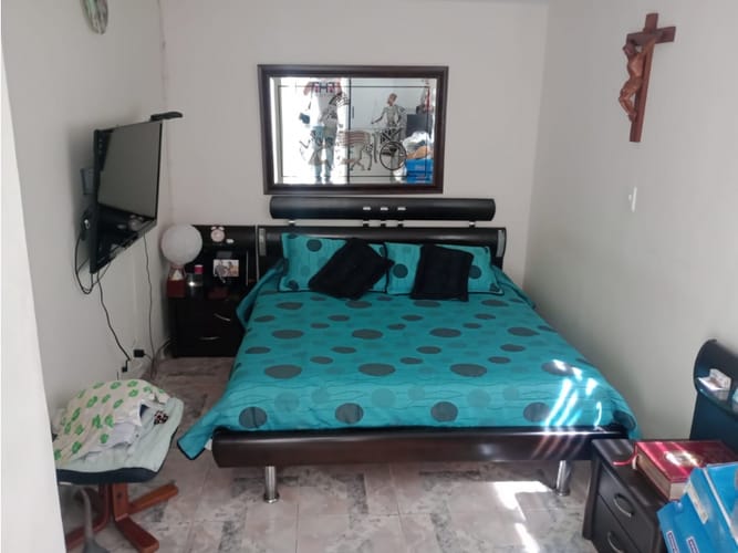Apartamento de 3 alcobas en venta en Loma De Los Bernal, Medellín, 103 m² · foto 9 de 15