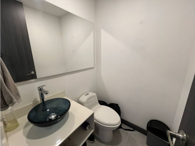 Apartamento de 3 alcobas en venta en Ciudad Del Río, Medellín, 143 m² · foto 8 de 16