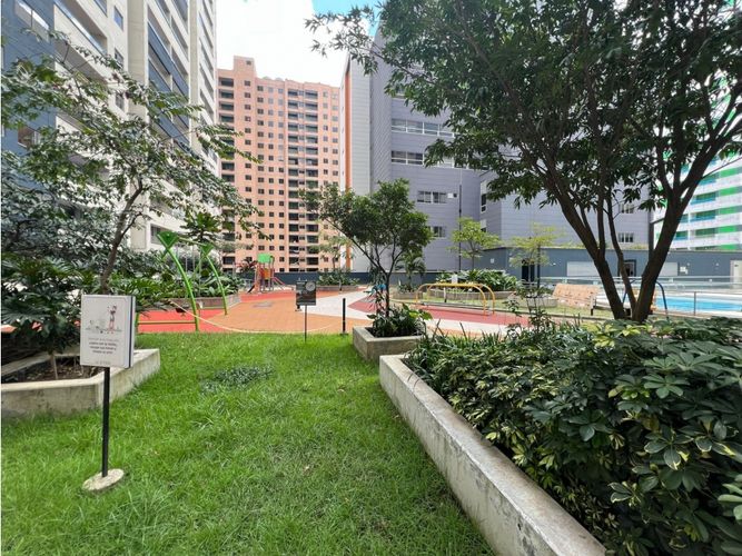 Apartamento de 3 alcobas en venta en Ciudad Del Río, Medellín, 143 m² · foto 14 de 16