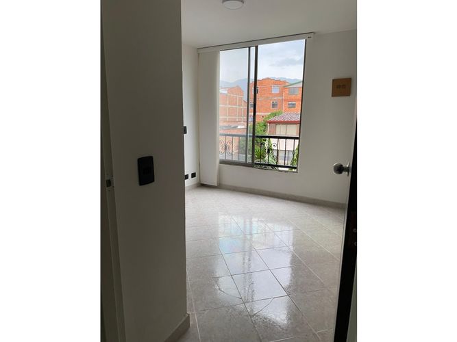Apartamento en venta en Belén, Medellín · foto 10 de 19