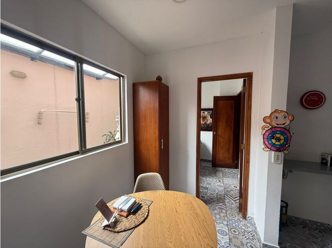 Casa de 5 alcobas en venta en San Jose, Sabaneta, 340 m² · foto 5 de 24