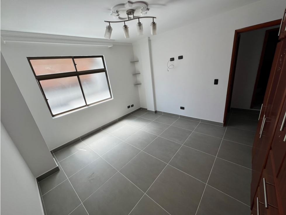 Apartamento en venta en La Candelaria, Medellín · foto 8 de 12