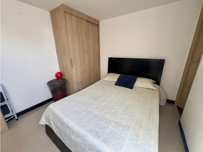 Apartamento de 4 alcobas en venta en Laureles, Medellín, 135 m² · foto 14 de 19
