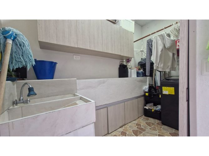 Casa de 3 alcobas en venta en Loma De Los Bernal, Medellín, 130 m² · foto 16 de 19
