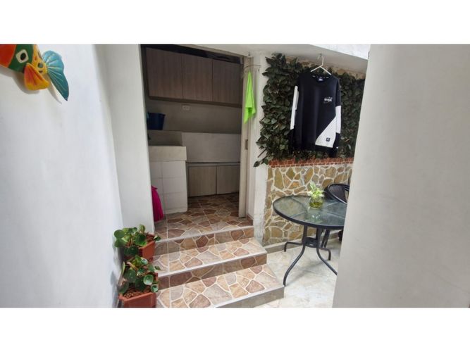 Casa de 3 alcobas en venta en Loma De Los Bernal, Medellín, 130 m² · foto 18 de 19