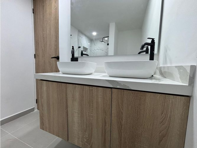 Apartamento de 3 alcobas en venta en El Diamante No. 2, Medellín, 85 m² · foto 13 de 13